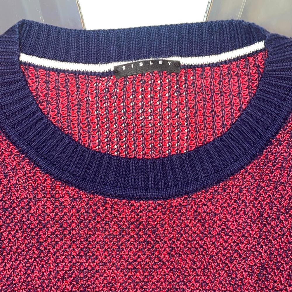 SISLEY sweater in brand new condition.